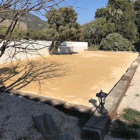 Le Domaine Du Cade - D'exception 4 Etoiles 