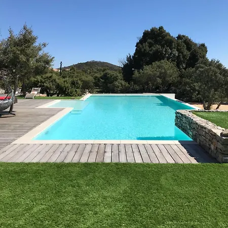 Le Domaine Du Cade - D'exception 4 Etoiles 