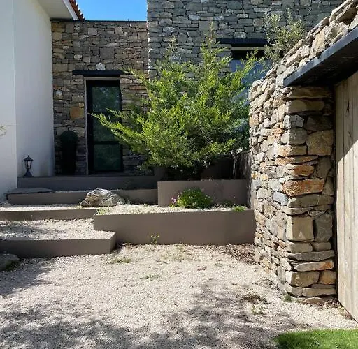 Hébergement de vacances D'exception 4 étoiles Le Du Pic St Loup Cazevieille